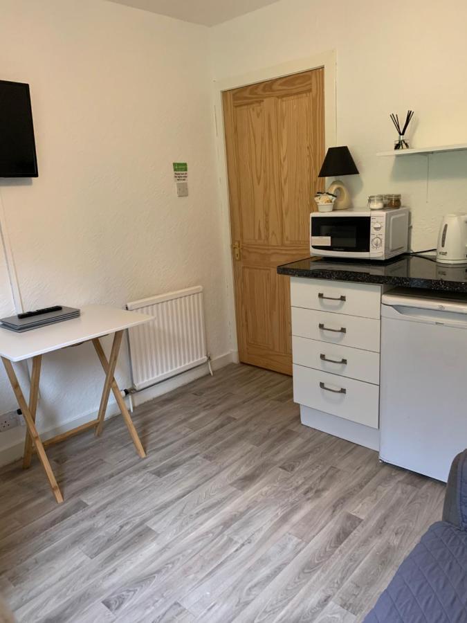 Alt-An Ensuite Self Catering Apartment With Twin Bedroom 포트 윌리엄 외부 사진