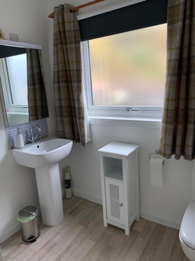 Alt-An Ensuite Self Catering Apartment With Twin Bedroom 포트 윌리엄 외부 사진